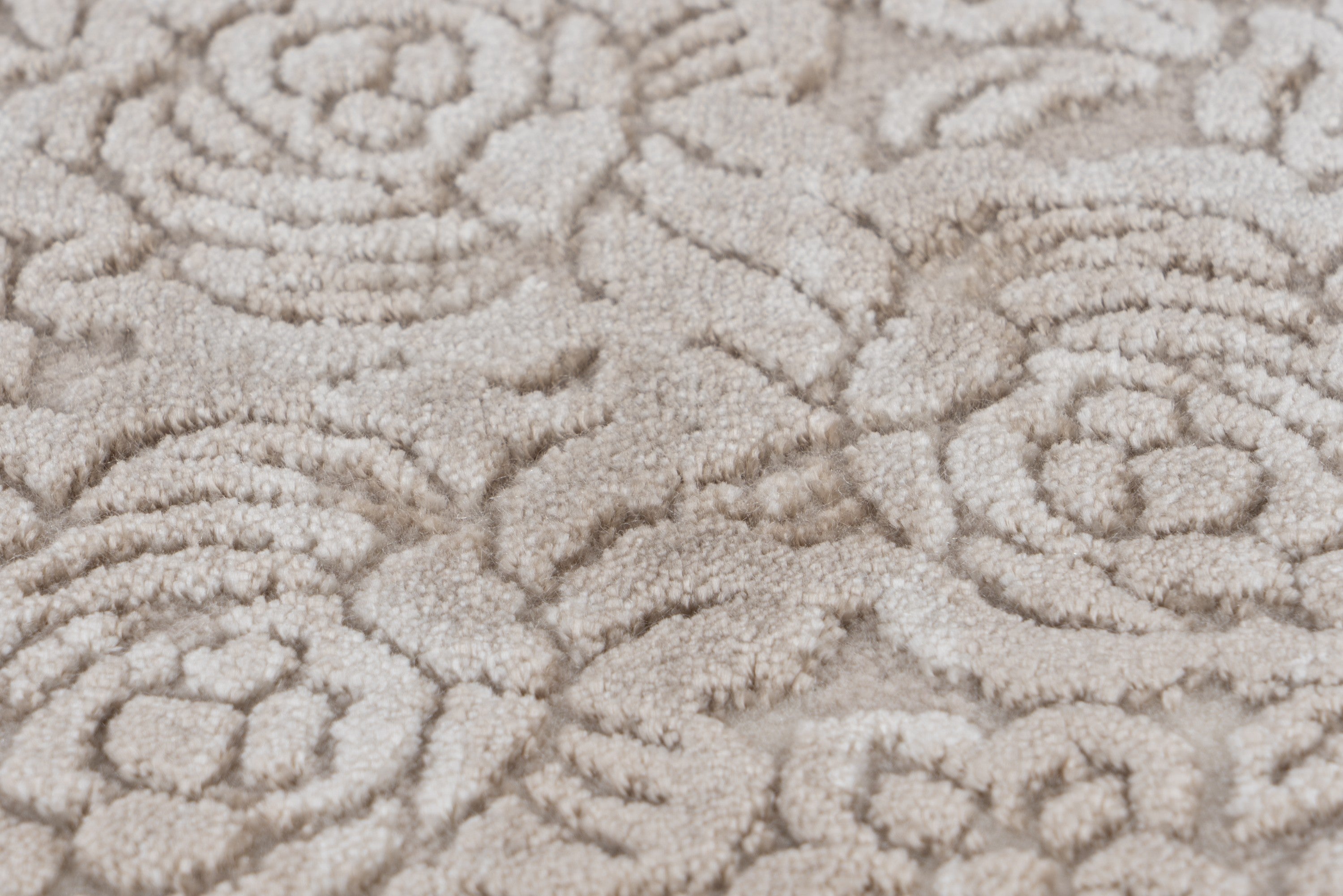 Pierre Cardin - Vendome 700 Luxury Acrylic Beige Rug with Centre Medallion - Lalee Designer Rugs