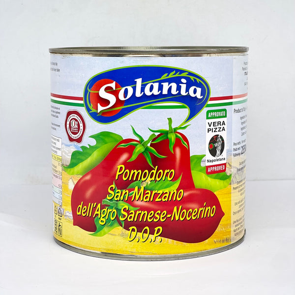 SOLANIA 'San Marzano' Whole Peeled Tomato 2.55kg