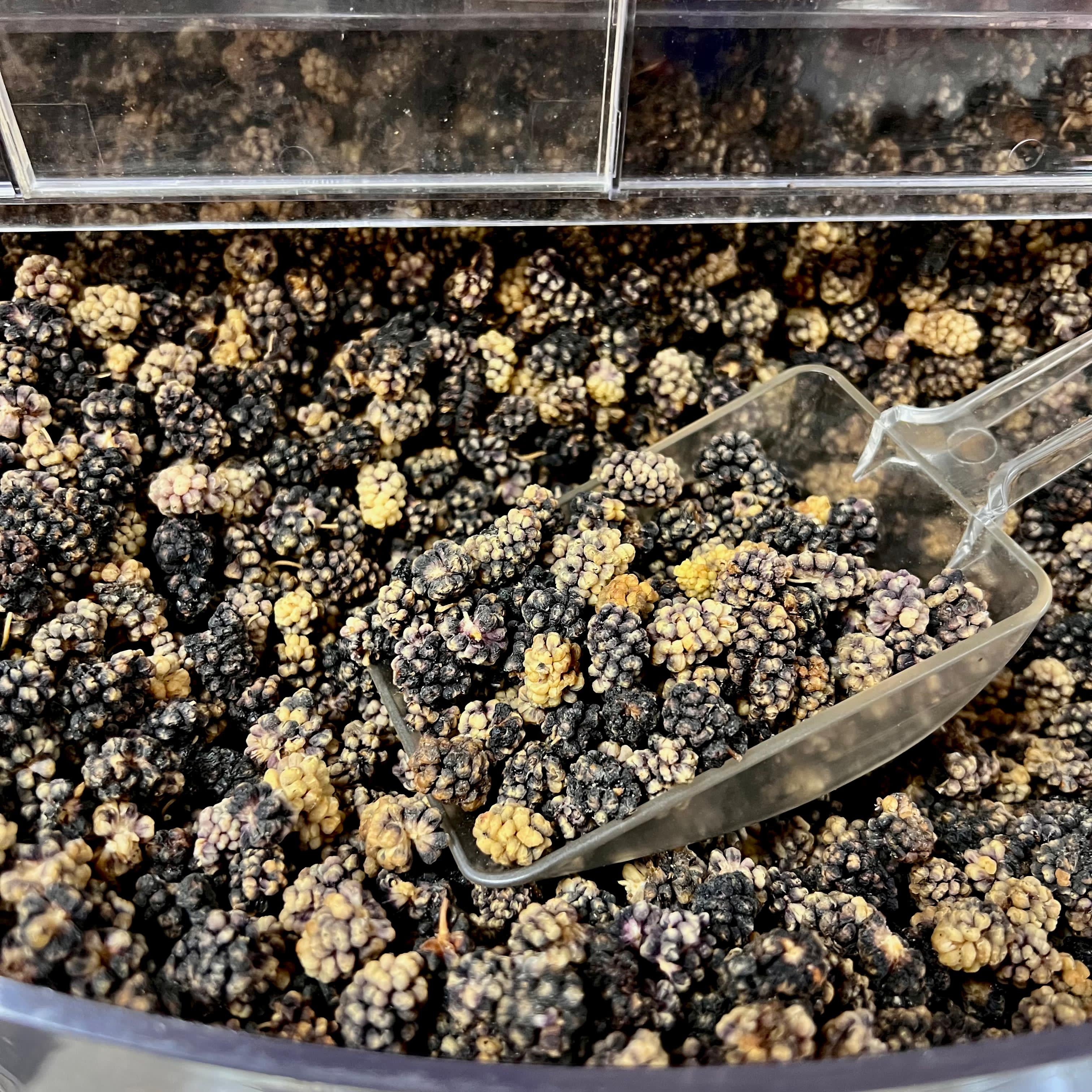 HESARI Dried Black Mulberry / 1kg