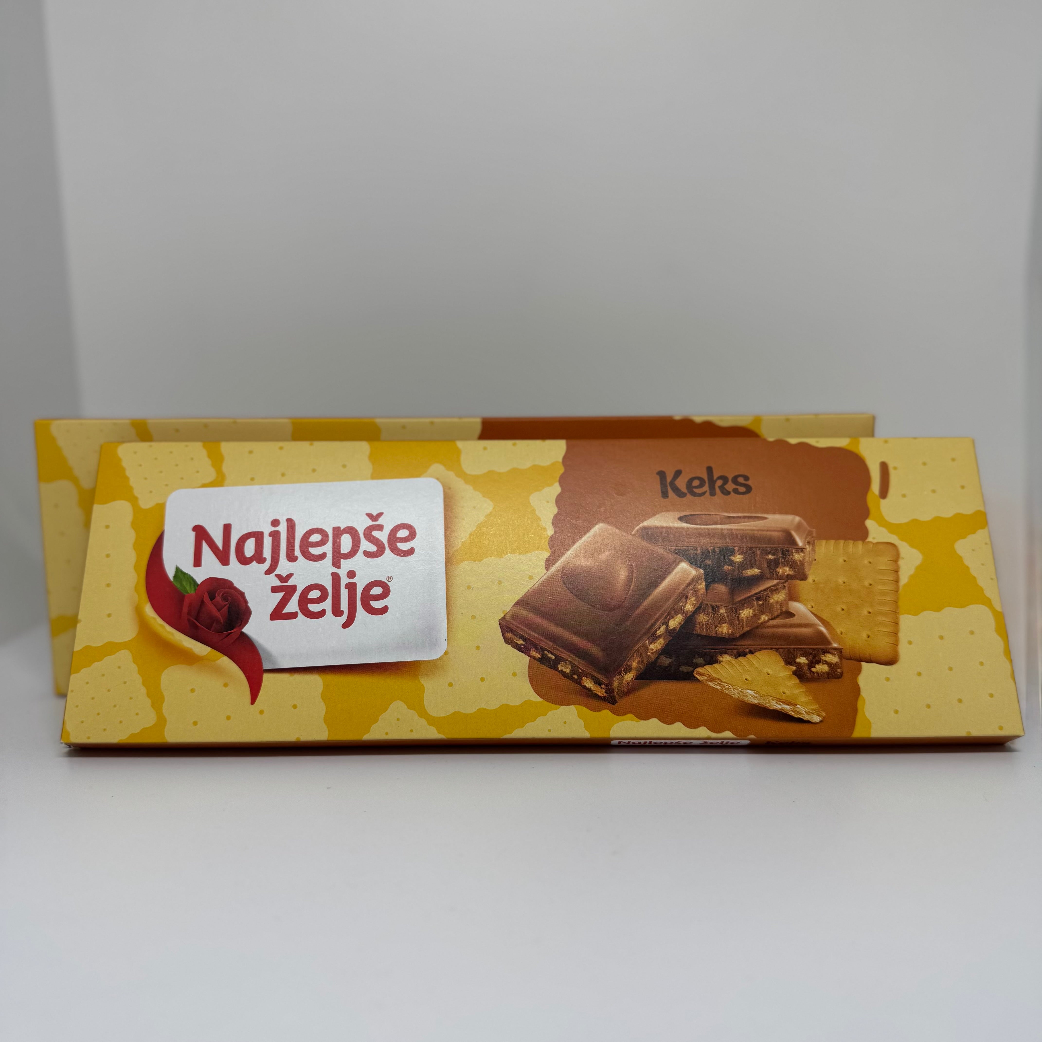 STARK Najlepse Zelje Milk Chocolate w/ Crumbled Keks Original 250g