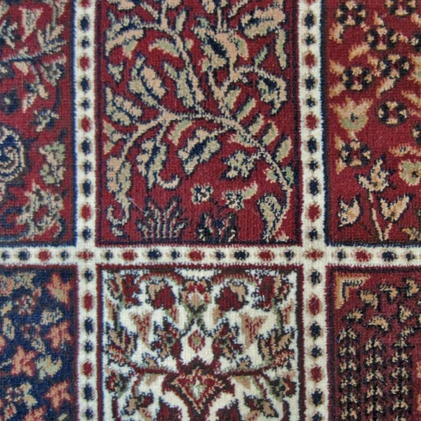 Mystique 7654 Red Hallway Runner